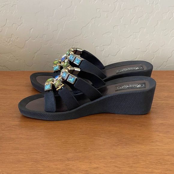 Grandco Sandals 6 Black Blue Green Crystals 3 Strap Slide Wedge - Picture 5 of 11